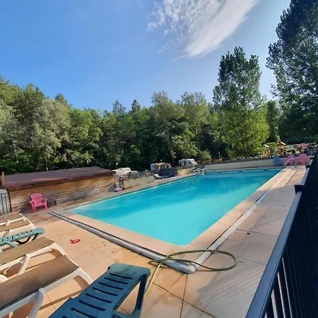 캠프장 Mobil 6 Personnes *